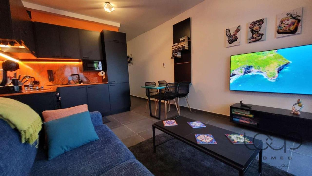 Modern - 50 M From Sea - Free Wi-Fi - Super Cool - Terrace - Fully Air-Conditioned St. Paul's Bay Dış mekan fotoğraf